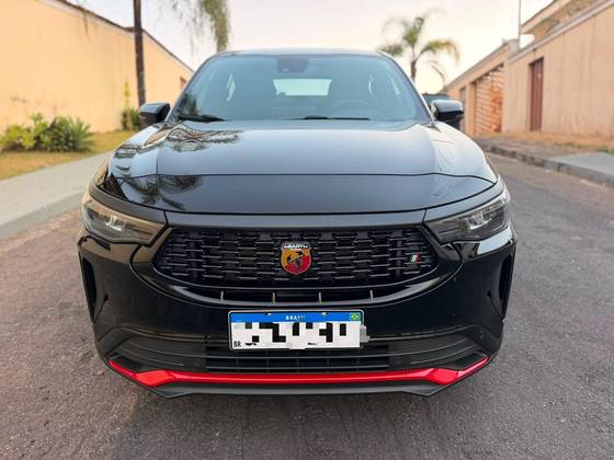 FIAT FASTBACK 1.3 TURBO 270 FLEX ABARTH AT6 FIAT FASTBACK 1.3 TURBO 270 FLEX ABARTH AT6
